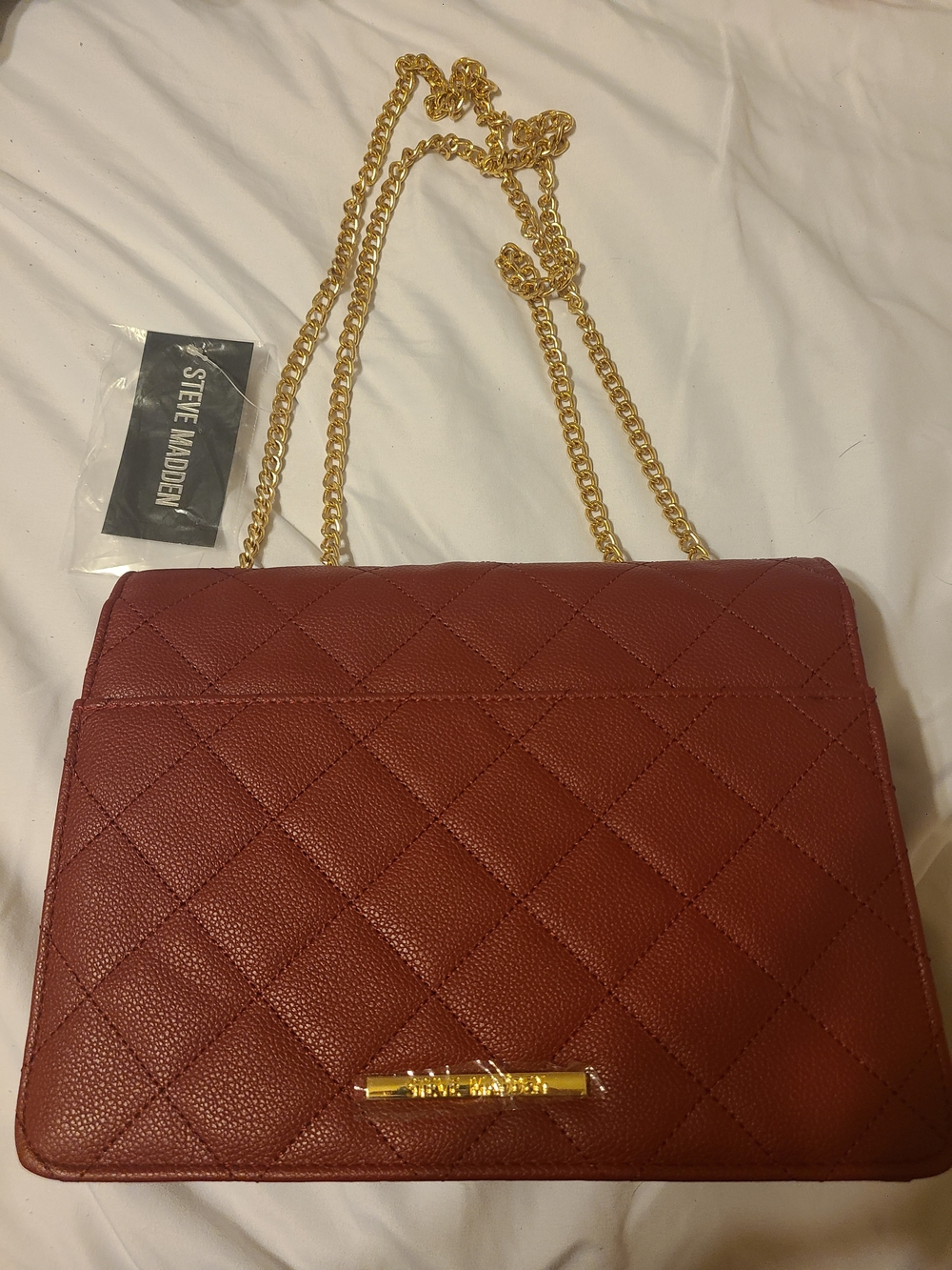 Steve Madden Quilted Chain Shoulder Bag in Burgundy